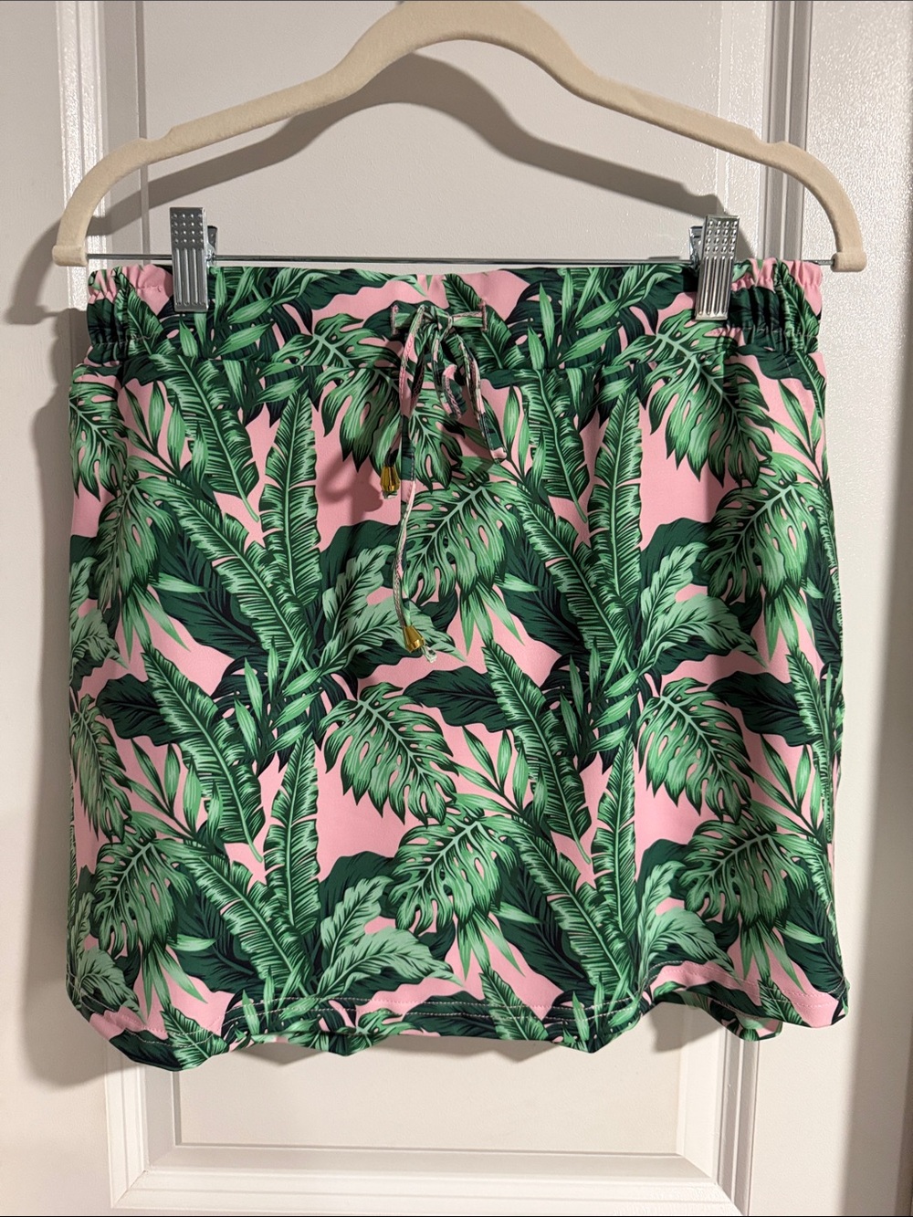 Tropical Leaf Pink Women's Skort